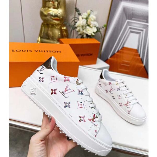 Louis Vuitton LV Unisex Time Out Sneaker White Monogram Embossed Lambskin (9)