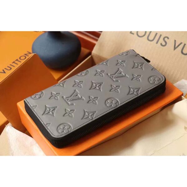 Louis Vuitton LV Unisex Zippy Wallet Galet Gray Mahina Perforated Calf Leather (7)
