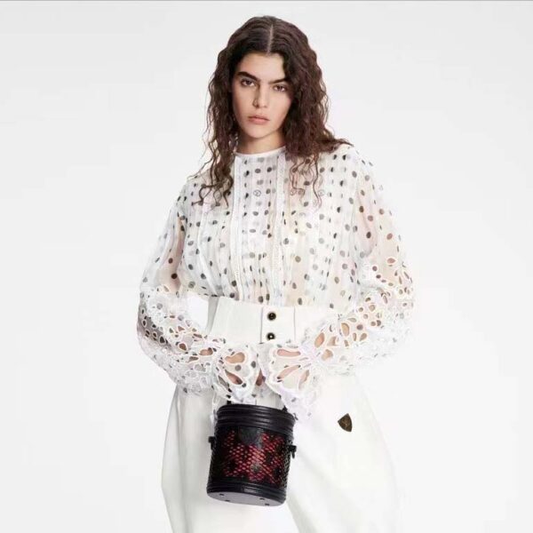 Louis Vuitton LV Women Cannes Handbag Black Patent Calfskin Cowhide Leather (12)