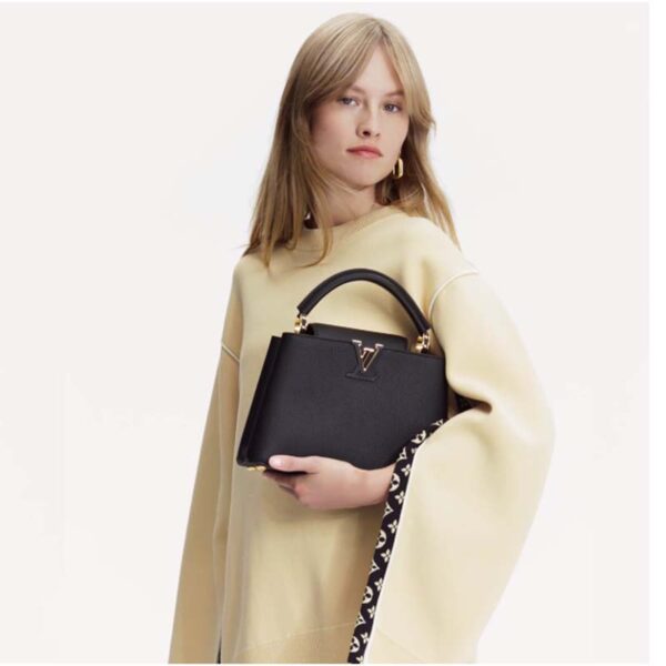 Louis Vuitton LV Women Capucines BB Handbag Black Taurillon Leather Snap Hook (3)