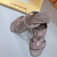 Louis Vuitton LV Women Croisiere Flat Mule Beige Monogram Embossed Grained Calf Leather (5)