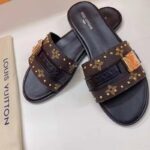 Louis Vuitton LV Women Lock It Flat Mule Black Patent Monogram Canvas - Imagen 3