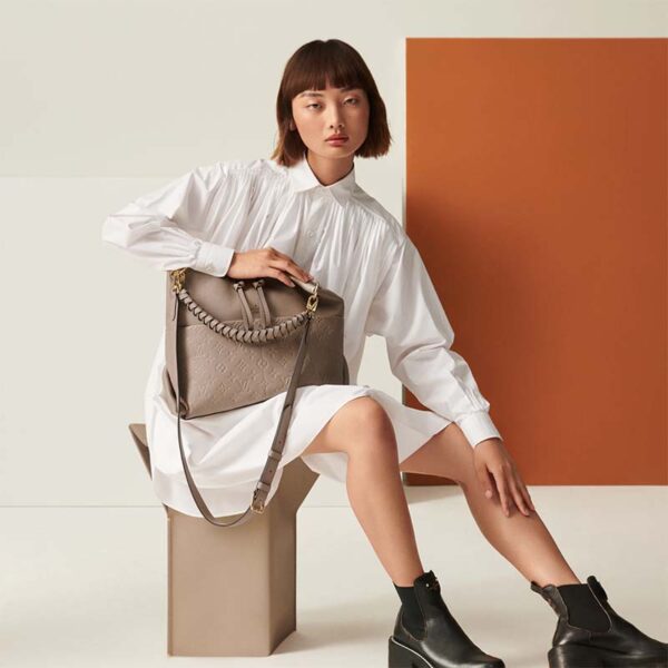 Louis Vuitton LV Women Maida Hobo Handbag Tourterelle Gray Embossed Grained Cowhide (10)