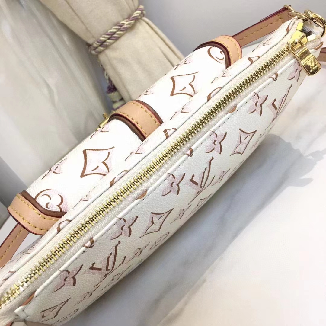 LOUIS VUITTON LOUIS VUITTON Bohemian Shoulder Bag M40382 canvas Monogram  cheche Beige Used LV M40382