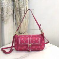 Louis Vuitton LV Women Maxi Multi Pochette Accessoires Handbag Fuchsia Pink Monogram Coated Canvas (1)