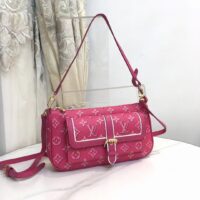 Louis Vuitton LV Women Maxi Multi Pochette Accessoires Handbag Fuchsia Pink Monogram Coated Canvas (1)