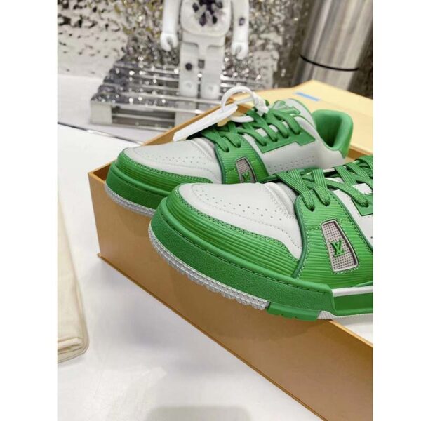 Louis Vuitton Unisex LV Trainer Sneaker Green Epi Calf Leather Rubber Outsole (12)