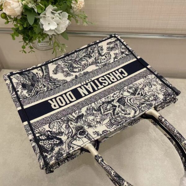 Dior Unisex CD Medium Book Tote Navy Blue Toile De Jouy Embroidery (13)