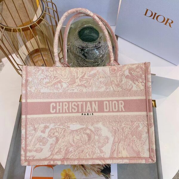 Dior Unisex CD Medium Book Tote Pink Toile De Jouy Embroidery (11)