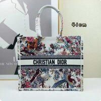 Dior Women CD Large Book Tote Ecru Multicolor Jardin D’Hiver Embroidery (13)