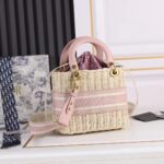 Dior Women CD Medium Lady Dior Handbag Natural Wicker Fluorescent Pink Oblique Jacquard - Imagen 3