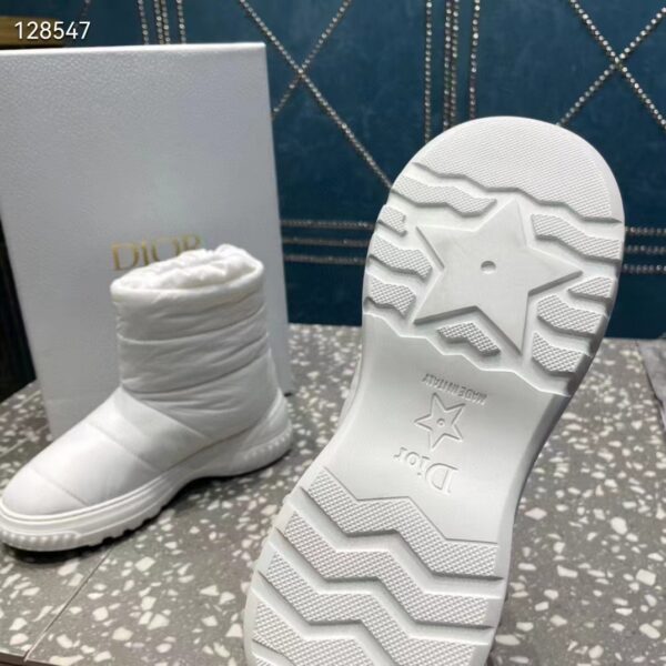 Dior Women Shoes CD Dior Frost Ankle Boot White Quilted Nylon Shearling (11)