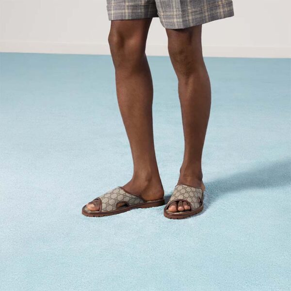 Gucci Unisex GG Supreme Slide Sandal Beige Ebony Canvas Rubber Flat 1 Cm Heel (11)