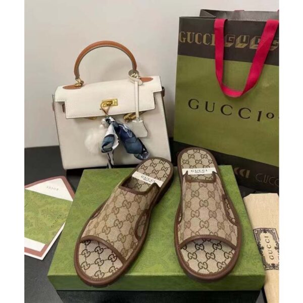 Gucci Unisex GG Supreme Slide Sandal Beige Ebony Canvas Rubber Flat 1 Cm Heel (2)