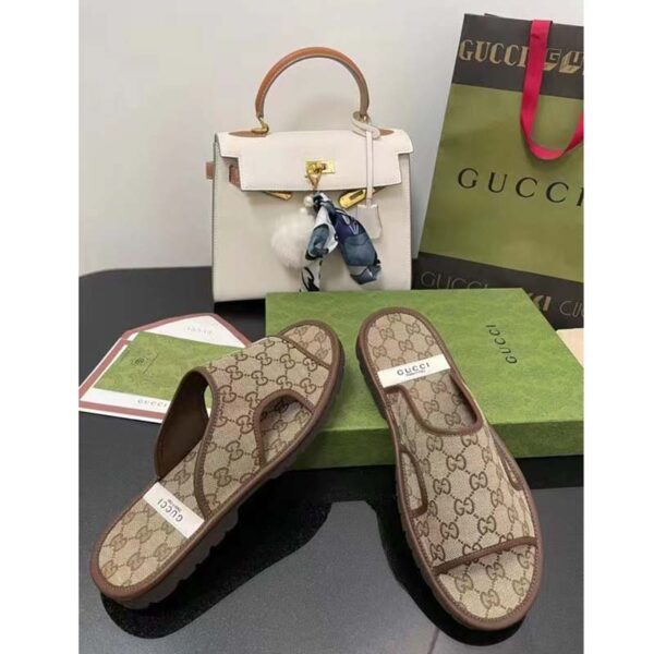 Gucci Unisex GG Supreme Slide Sandal Beige Ebony Canvas Rubber Flat 1 Cm Heel (6)