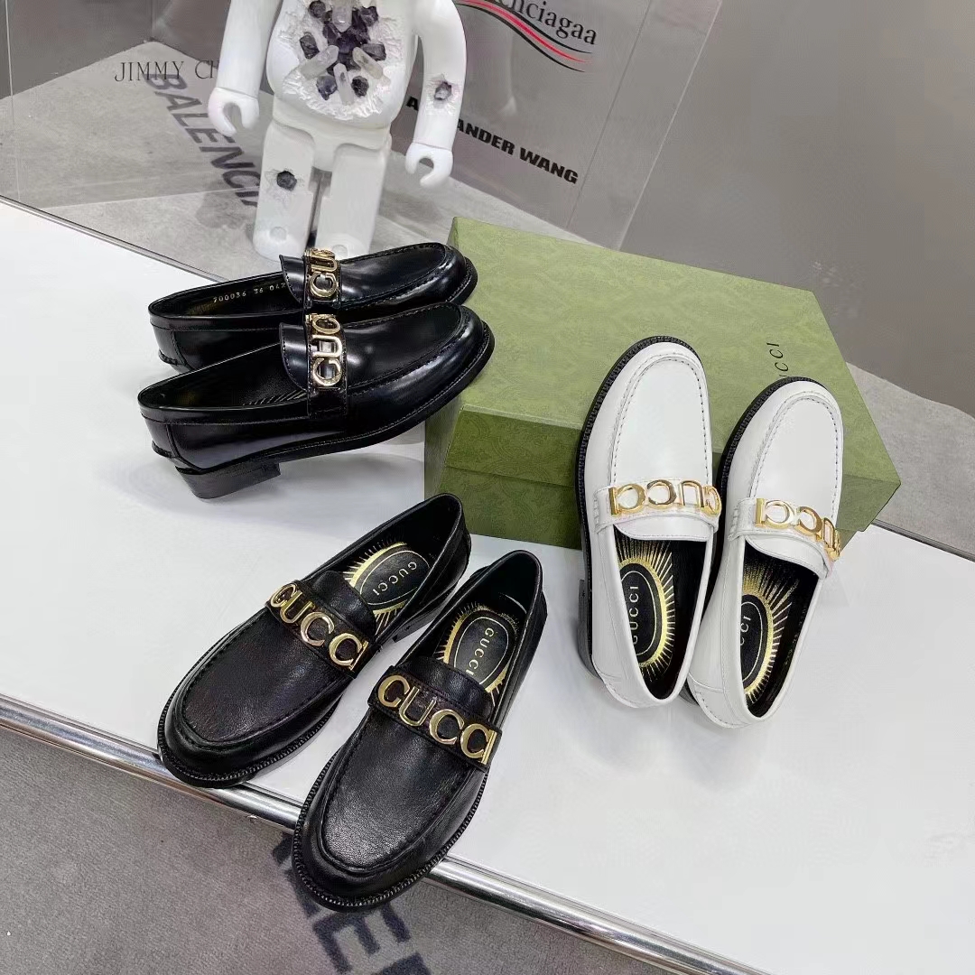 Gucci Women GG Leather Loafer Black Metal Logo Metallic