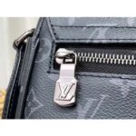 Louis Vuitton LV Men District PM Bag in Monogramme Eclipse Coated Canvas - Imagen 8