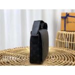 Louis Vuitton LV Men District PM Bag in Monogramme Eclipse Coated Canvas - Imagen 6