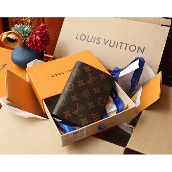 Louis Vuitton LV Unisex Passport Cover Brown Monogram Coated Canvas Cowhide Leather (3)
