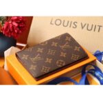 Louis Vuitton LV Unisex Passport Cover Brown Monogram Coated Canvas Cowhide Leather – Bild 4