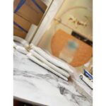 Louis Vuitton LV Women Coussin PM Handbag White Lambskin Leather Zip Closure - Imagen 4