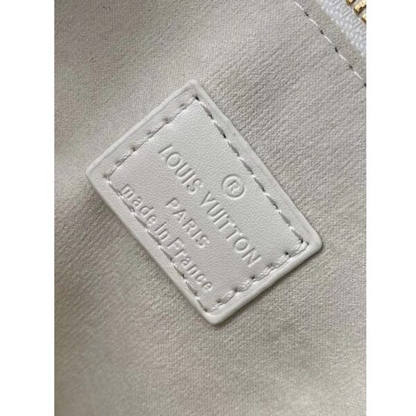 Louis Vuitton LV Women Coussin PM Handbag White Lambskin Leather Zip Closure (9)