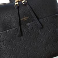 Louis Vuitton LV Women Maida Hobo Handbag Black Embossed Grained Cowhide Leather (2)