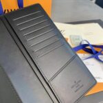 Louis Vuitton Unisex LV Brazza Wallet Black Taurillon Cowhide Leather - Bild 6