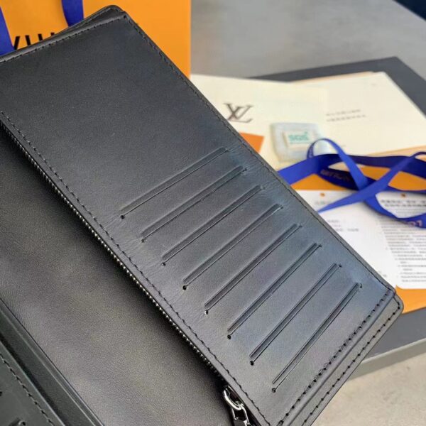 Louis Vuitton Unisex LV Brazza Wallet Black Taurillon Cowhide Leather (9)