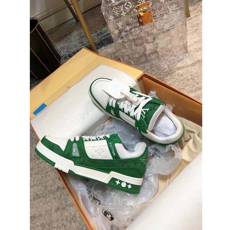 Lv trainer leather trainers Louis Vuitton Green size 7 UK in Leather -  26497757