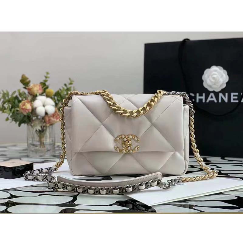 Chanel Women CC 19 Flap Bag Calfskin Gold Silver-Tone Metal White (3)