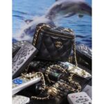 Chanel Women CC Mini Box Bag Black Calfskin Leather Gold-Tone Metal - Imagen 16