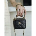 Chanel Women CC Mini Box Bag Black Calfskin Leather Gold-Tone Metal - Imagen 14