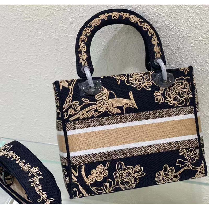 Dior Women CD Medium Lady D-Lite Bag Black Cornely-Effect Jardin D’Hiver Embroidery