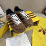 Gucci Unisex Adidas x Gucci Gazelle Sneaker Brown Black Square G Suede Leather Low Heel - Imagen 3