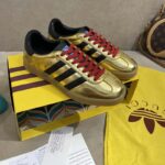 Gucci Unisex Adidas x Gucci Gazelle Sneaker Metallic Gold Leather Low 3.3 Cm Heel - Imagen 2