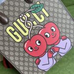 Gucci Unisex GG Cherry Print Medium Tote Beige Ebony GG Supreme Canvas – Image 5