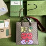 Gucci Unisex GG Cherry Print Medium Tote Beige Ebony GG Supreme Canvas – Image 7