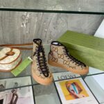 Gucci Unisex High-Top Maxi GG Sneaker Camel Ebony Canvas Low 3 Cm Heel - Imagen 4