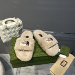 Gucci Unisex The North Face x Gucci Slide Beige Merino Wool Rubber Sole Flat - Bild 5