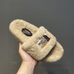 Gucci Unisex The North Face x Gucci Slide Beige Merino Wool Rubber Sole Flat - Bild 6