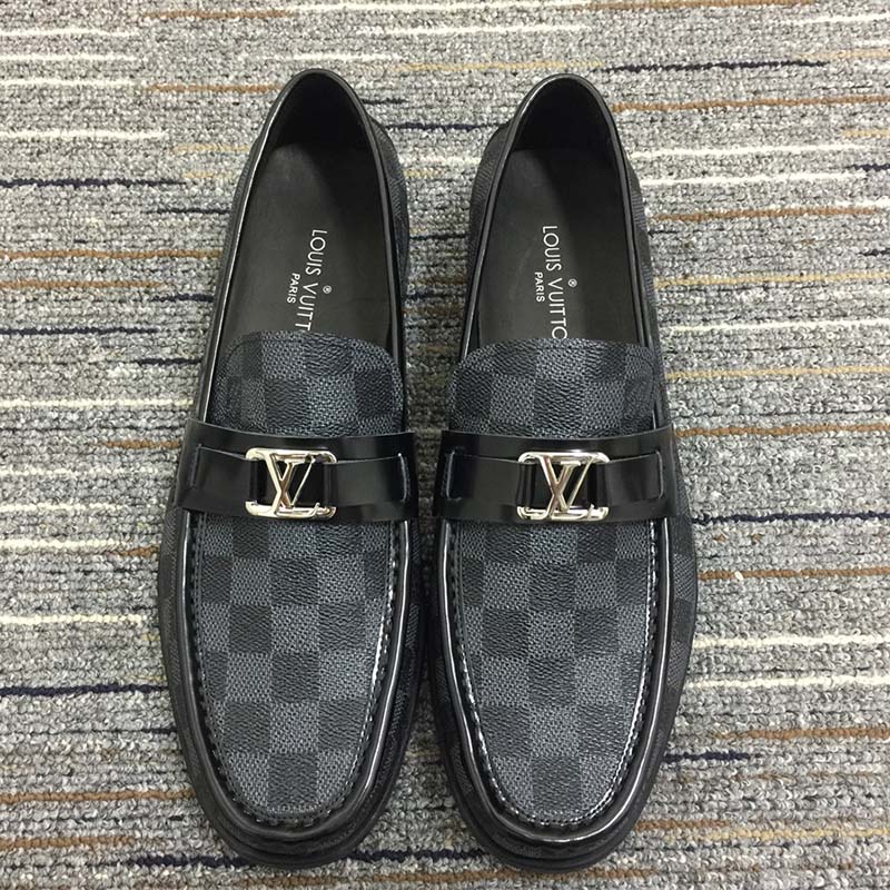 Louis Vuitton Major Loafer Graphite. Size 09.0