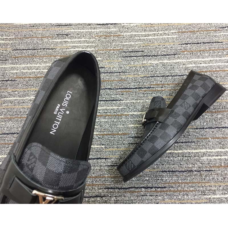 Louis Vuitton Major Loafer Graphite. Size 08.5