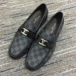Louis Vuitton LV Men Major Loafer Damier Canvas Graphite Moccasin LV Initials - Imagen 4