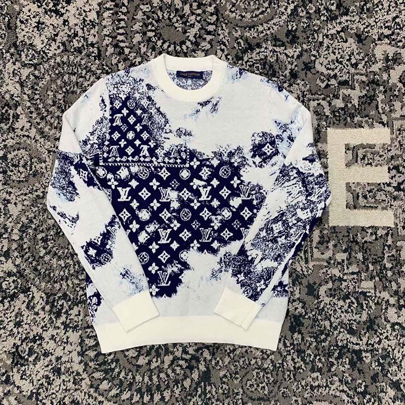 Louis Vuitton Monogram Bandana Crewneck Indigo/WhiteLouis Vuitton Monogram Bandana  Crewneck Indigo/White - OFour