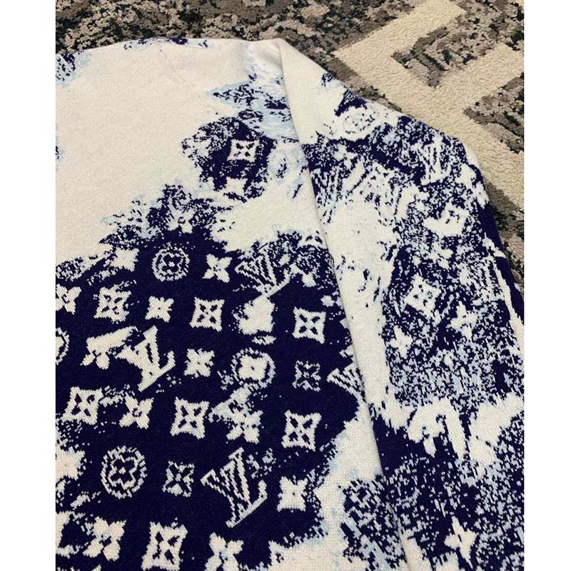 Louis Vuitton LV Men Monogram Bandana Crewneck Sweatshirt Cotton Indigo  Slightly Loose Fit - LULUX