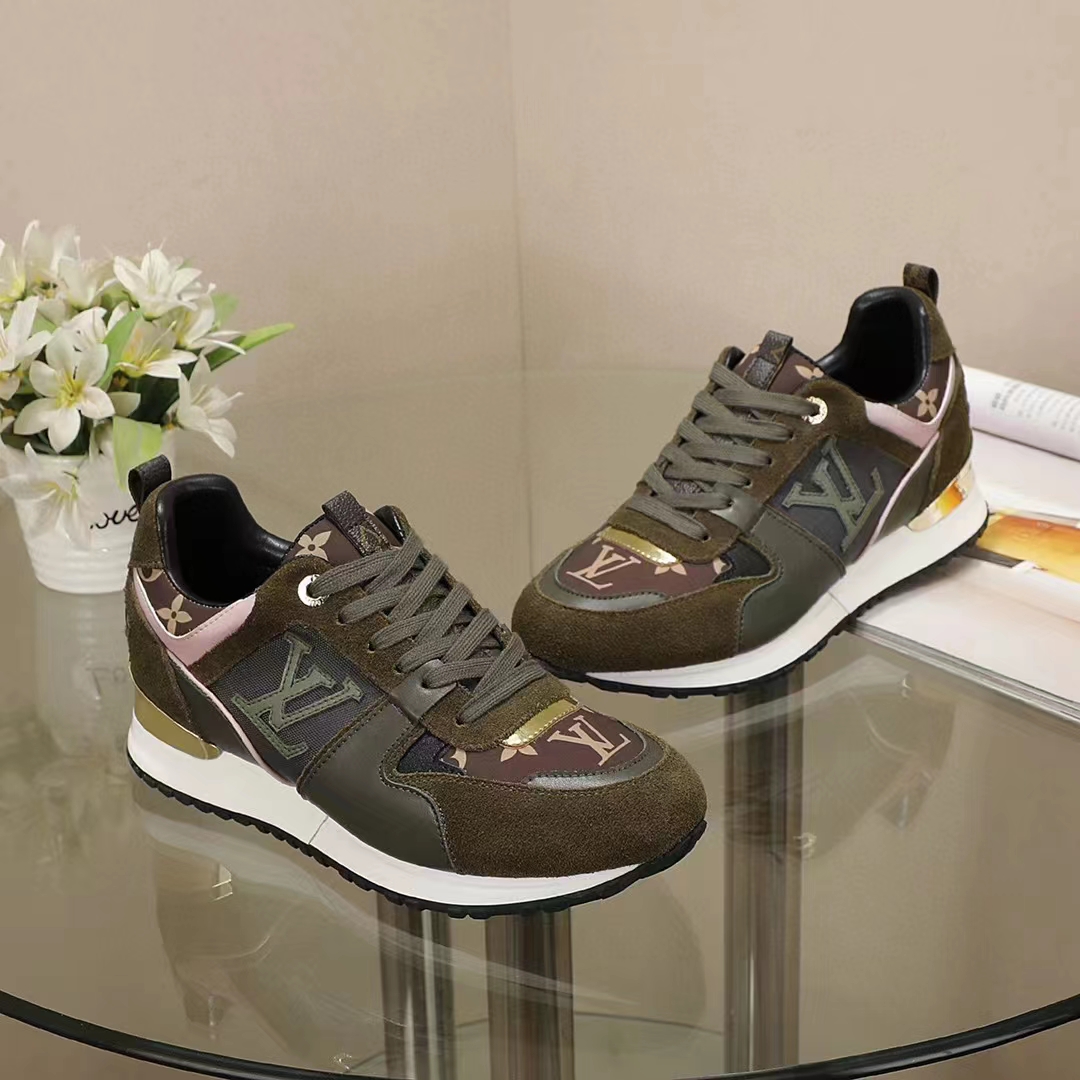 Run away leather high trainers Louis Vuitton Green size 7.5 UK in Leather -  33529485
