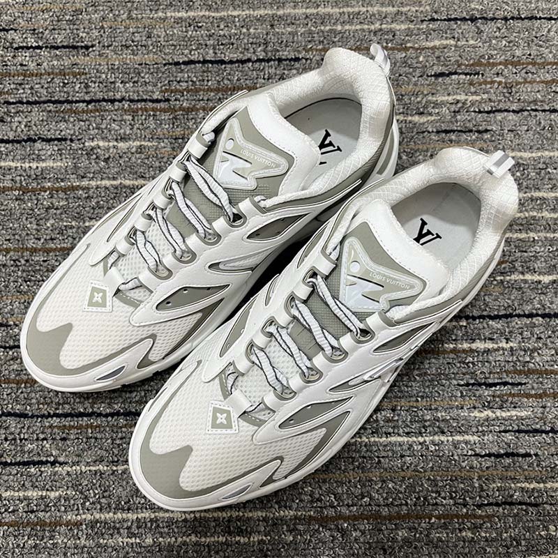 Louis Vuitton 1AA77Z LV Runner Tatic Sneaker , White, 12