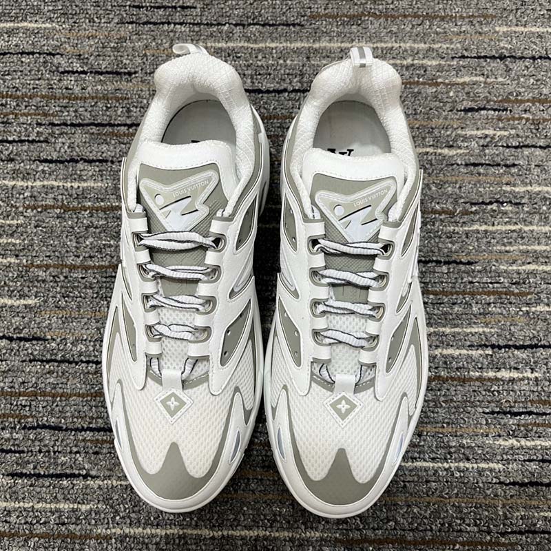 LOUIS VUITTON 22SS「LV Runner Tatic Sneaker」タティックラインスニーカー【値下げ】 グリーン、ホワイト  サイズ:9