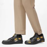 Louis Vuitton LV Unisex Trainer Sneaker Black Printed Calf Leather Rubber Outsole – Bild 11